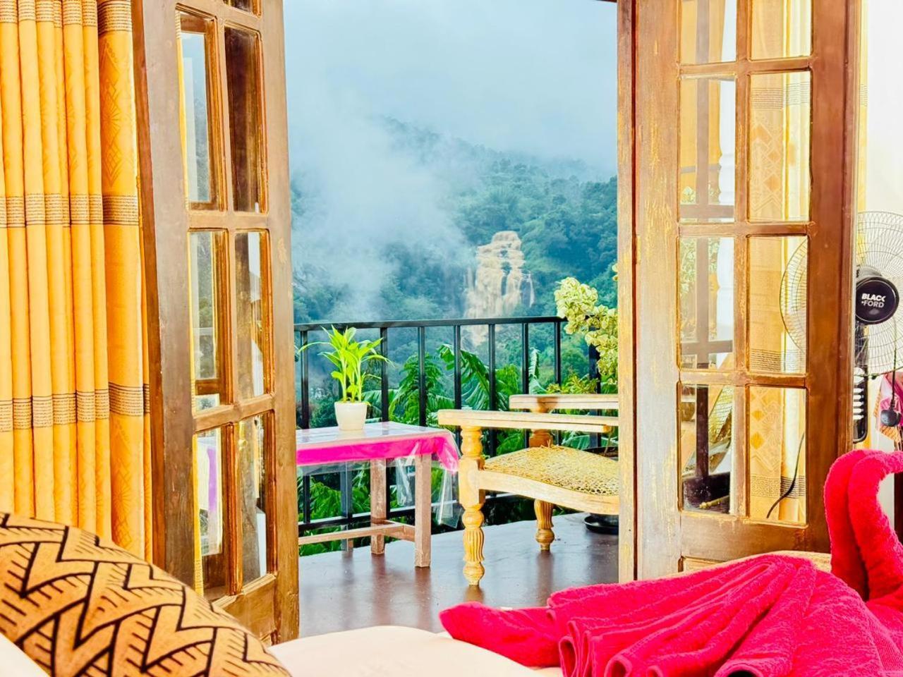 فندق Rock Grand View إيلا المظهر الخارجي الصورة