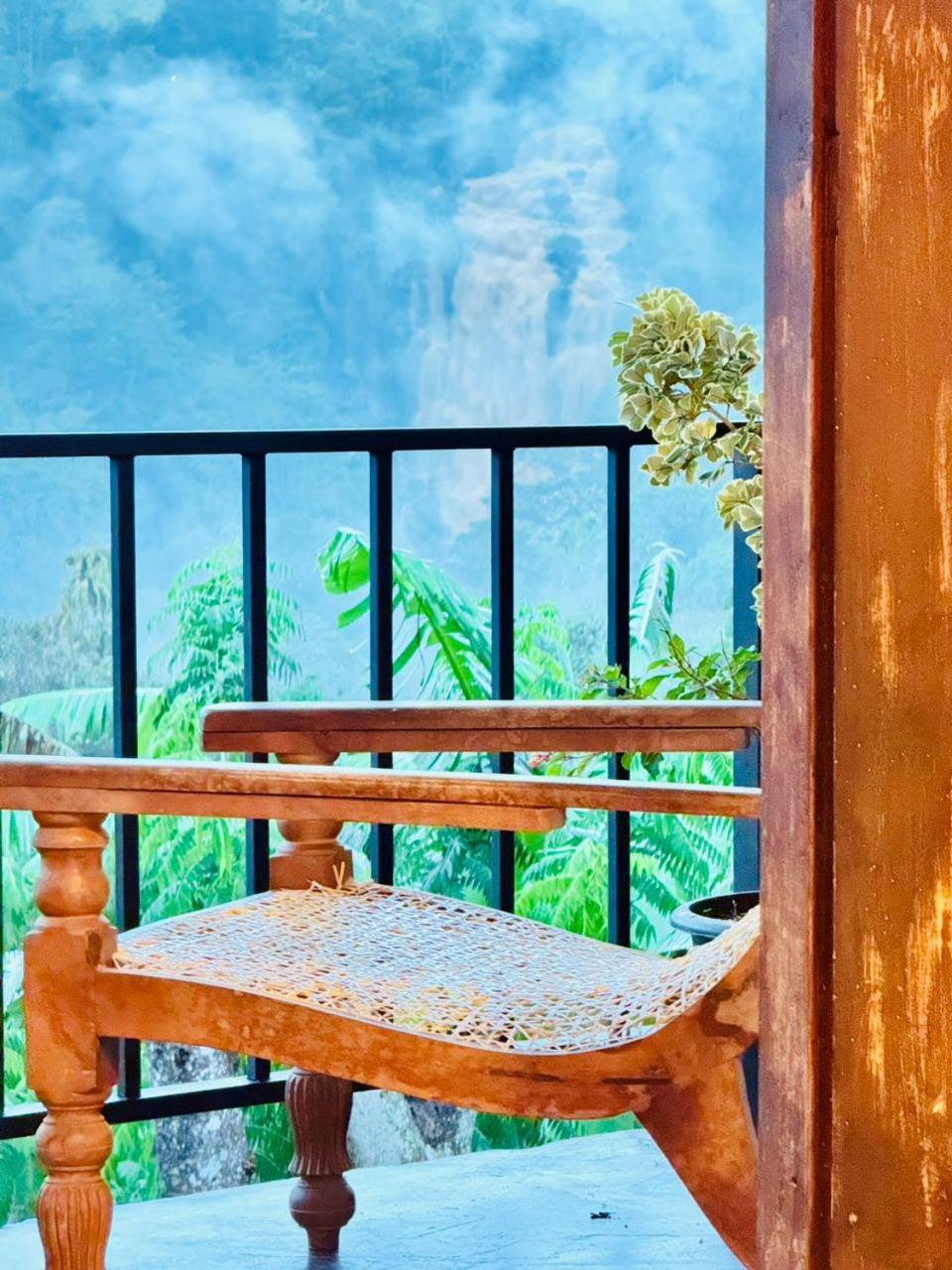 فندق Rock Grand View إيلا المظهر الخارجي الصورة